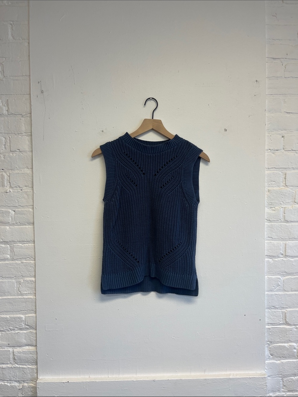 Sonoma Navy Sleeveless Knit Crewneck Tank